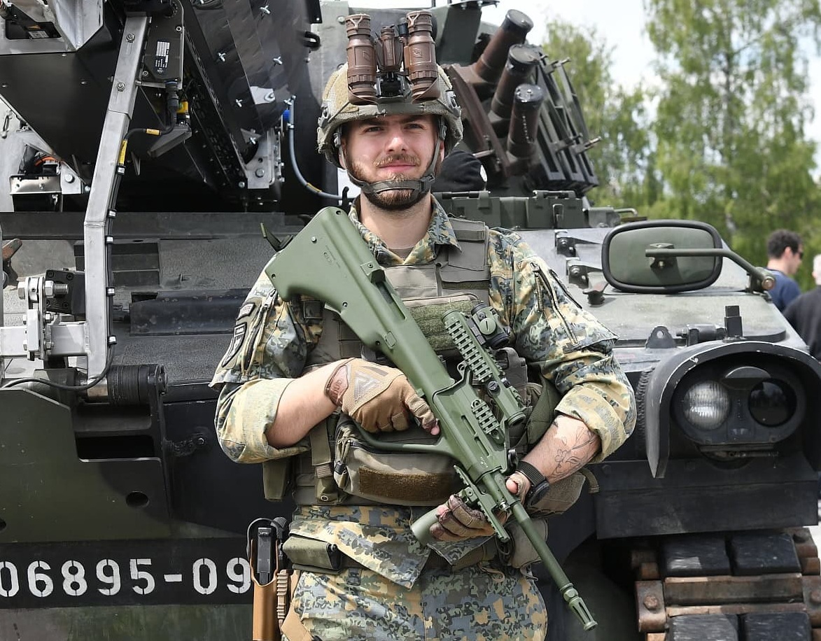 Bundesheer: átadták az első 4000 darab Sturmgewehr 77 A1 Mod. Nightfighter gépkarabélyt